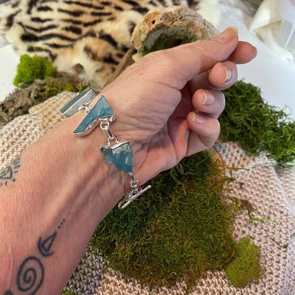 Rough Aqua Chalcedony Gemstone Sterling Silver Toggle Bracelet - Picture 4 of 5